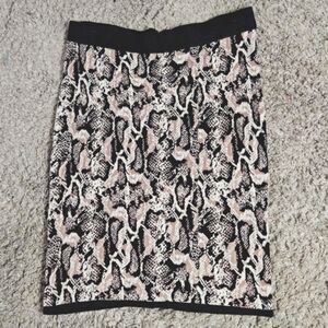 Cache Black & Taupe Snake Look Print Double Back Zip Knit Stretch Skirt
